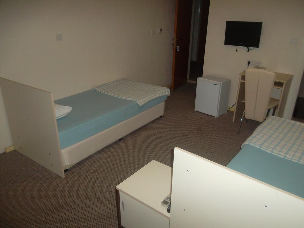 Konak Hotel Mut Ngoại thất bức ảnh