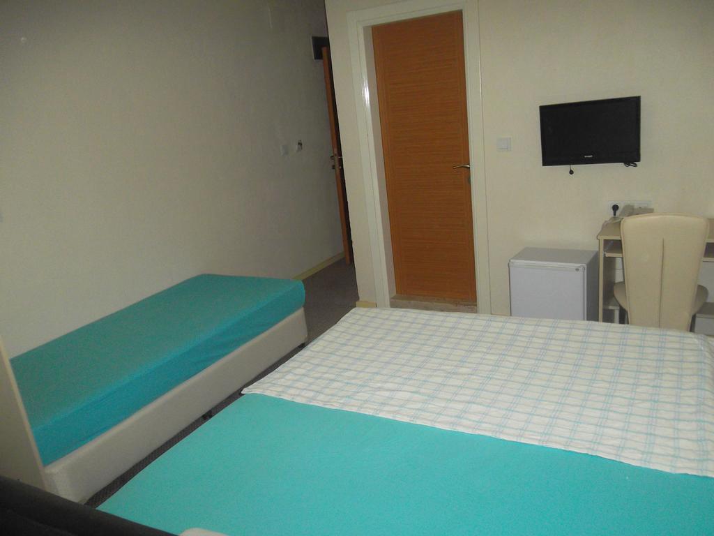 Konak Hotel Mut Ngoại thất bức ảnh