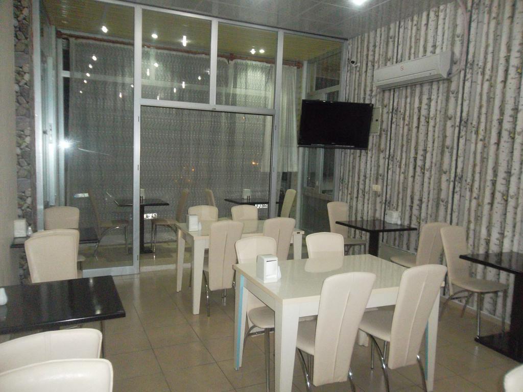 Konak Hotel Mut Ngoại thất bức ảnh