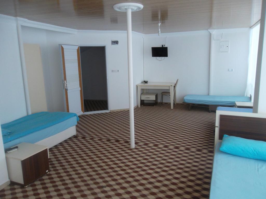 Konak Hotel Mut Ngoại thất bức ảnh