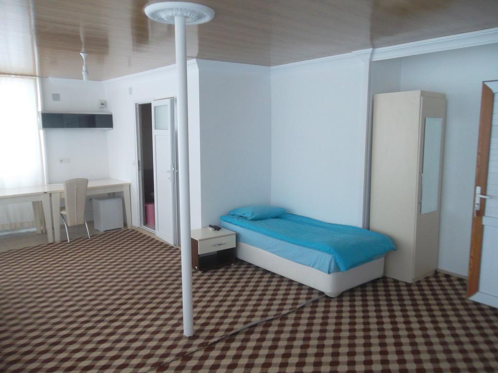 Konak Hotel Mut Ngoại thất bức ảnh
